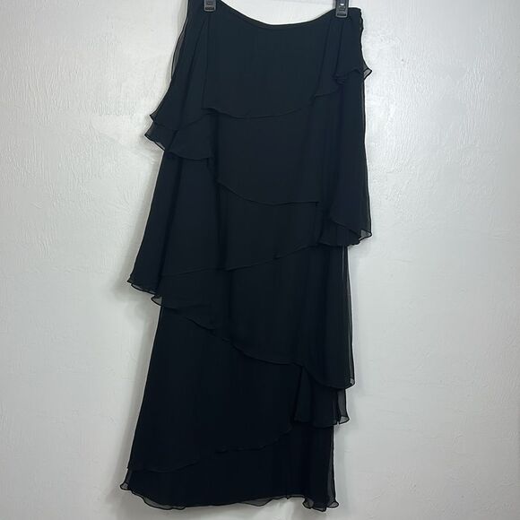 Teri Jon Silk Black Chic Layered Ruffle Side Zip Maxi Skirt Size 10 - Picture 2 of 8